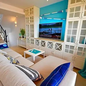 https://apartment-panorama-blue-caleta-fuste-10-personen-ozeanblick.in-canary-islands.com
